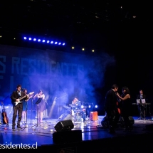 cueca_chilena_cueca_rock__festival_masa_consejo_de_la_cultura_conjunto_chileno_musical_fiestas_patrias_fiestas_costumbristas_pandero_baile_nacional_los_residentes_de_la_cueca_3